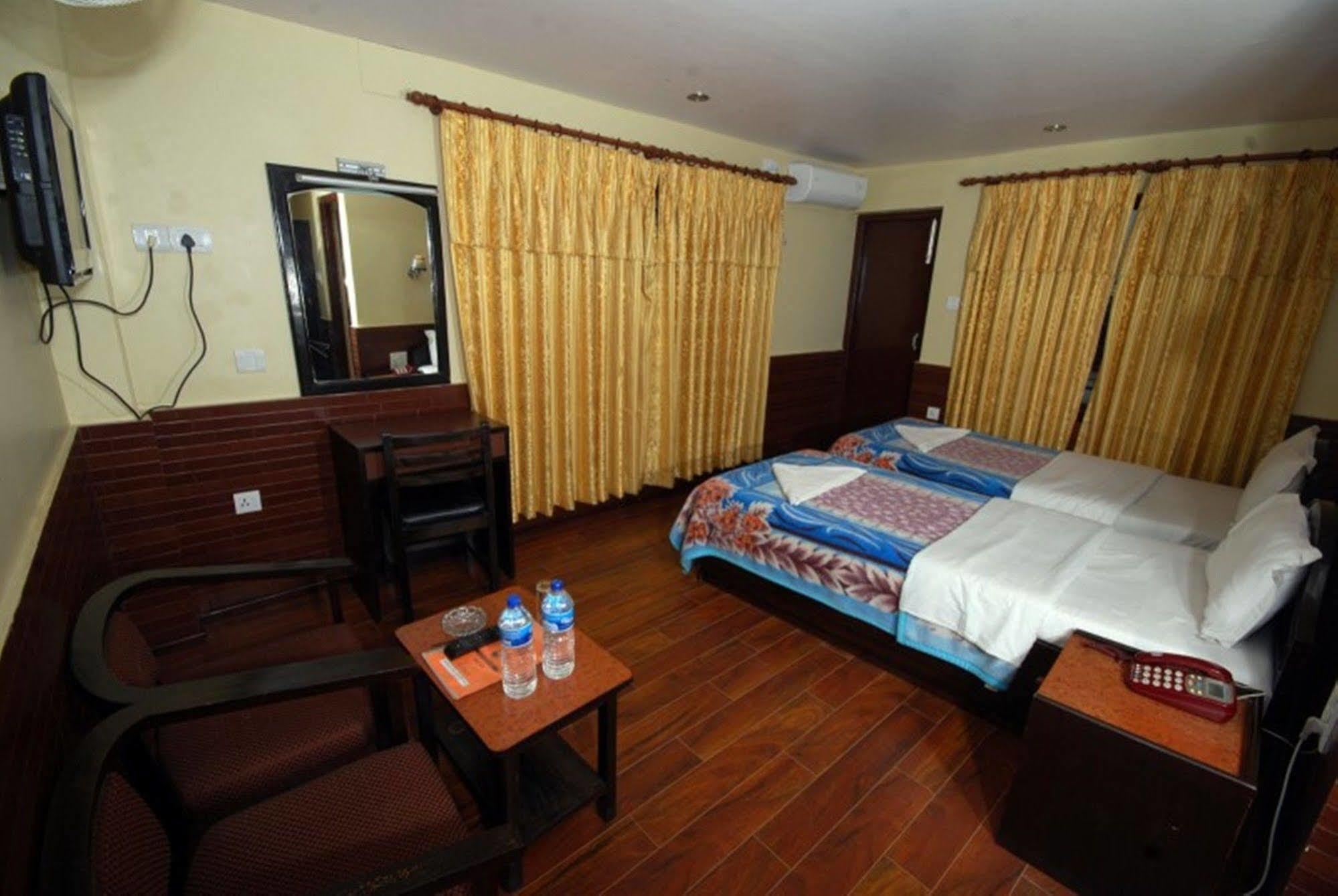 Hotel Trip Pokhara Exterior photo