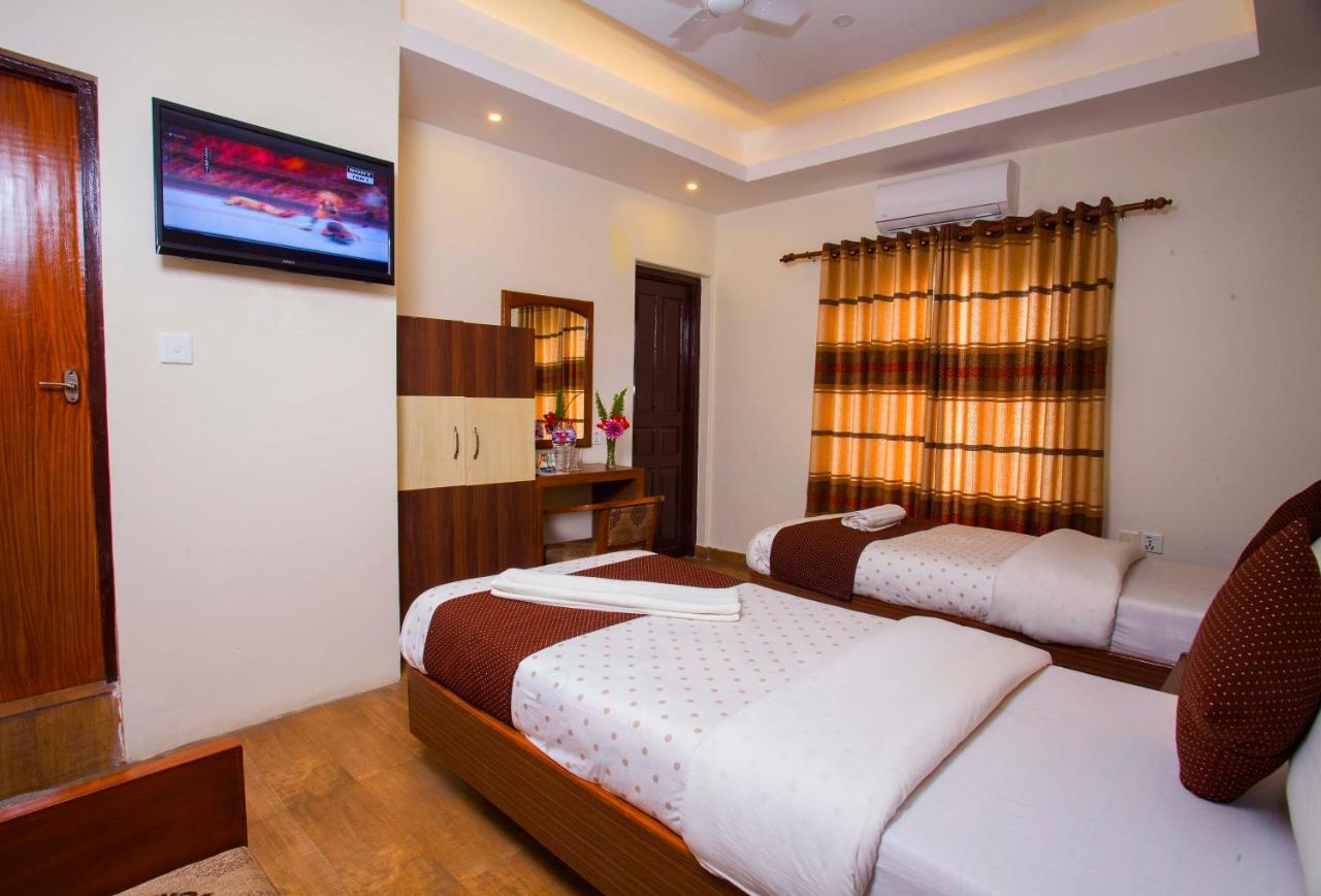 Hotel Trip Pokhara Exterior photo